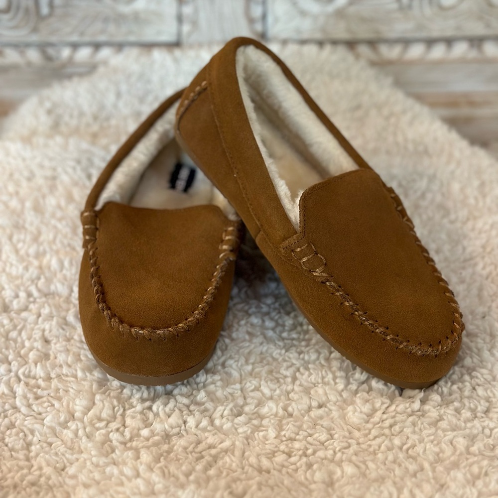 🤎NWOT - Land’s End Slippers - Kids Size 2
